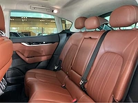 Maserati levante | 3.0 v6 twin-turbo | 350 pk | 2017 | premium package | skyhook luchtvering | panoramadak | q4 | marge auto - afbeelding 37 van  39