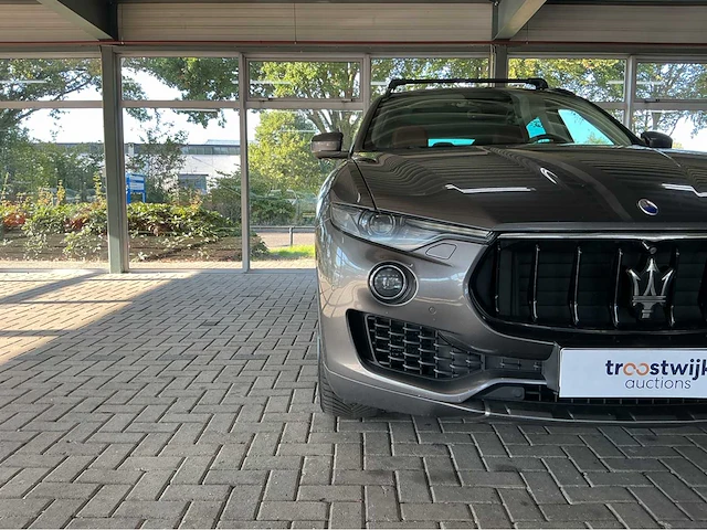 Maserati levante | 3.0 v6 twin-turbo | 350 pk | 2017 | premium package | skyhook luchtvering | panoramadak | q4 | marge auto - afbeelding 11 van  39