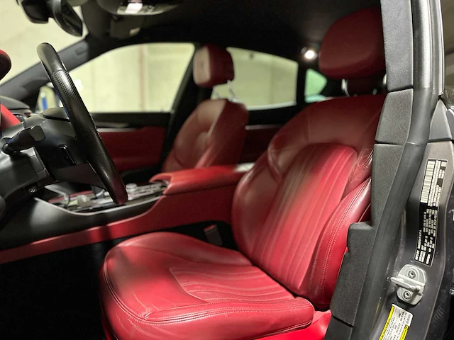 Maserati levante gransport 3.0 v6 349pk 2017 - afbeelding 26 van  51
