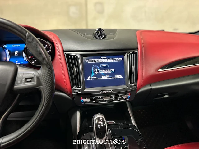 Maserati levante gransport 3.0 v6 349pk 2017 - afbeelding 35 van  57