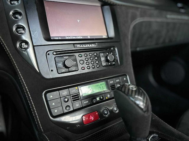 Maserati mc stradale gran cabrio 4.7 v8 -mc sportline- 460pk 2015 granturismo - afbeelding 29 van  65