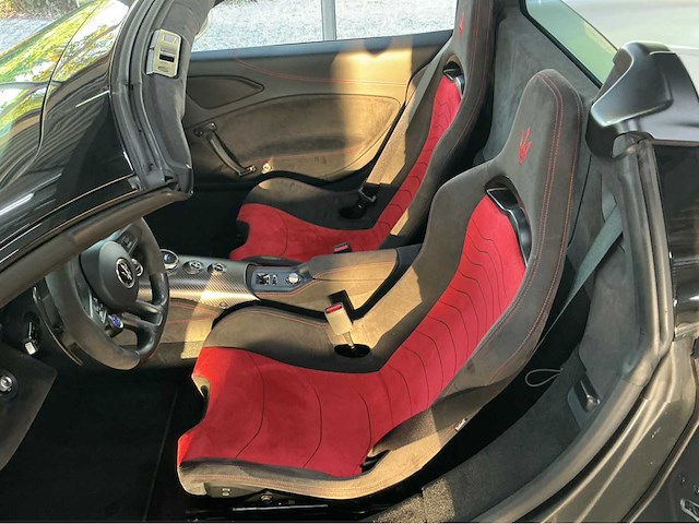Maserati mc20 cielo spider | 3.0 v6 | 2023 | 630 pk | carbon seats | fabrieksgarantie tot 10-10-2026 | 3.000 km | btw auto - afbeelding 31 van  48