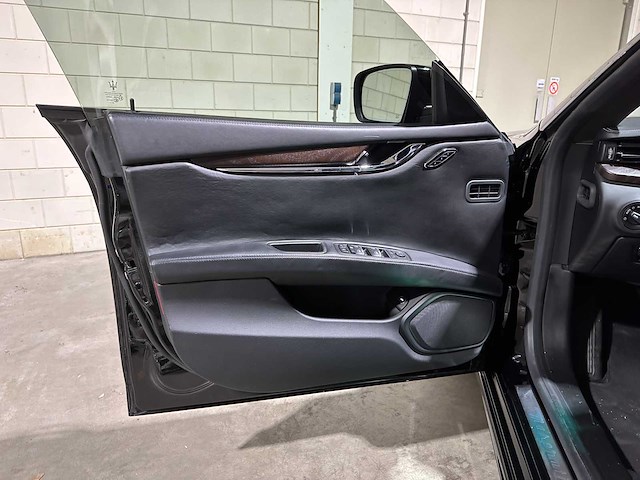 Maserati quattroporte 3.0 v6 404pk 2014 - afbeelding 25 van  44