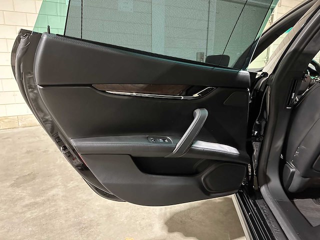 Maserati quattroporte 3.0 v6 404pk 2014 - afbeelding 28 van  44