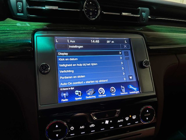 Maserati quattroporte 3.0 v6 s q4 411pk 2015, n-046-lt - afbeelding 32 van  54