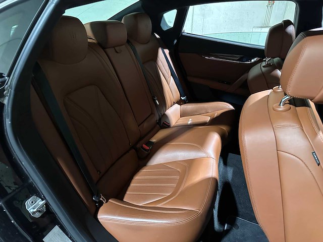Maserati quattroporte 3.0 v6 s q4 411pk 2015, n-046-lt - afbeelding 41 van  54