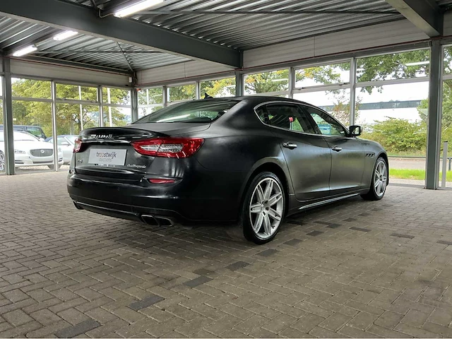 Maserati quattroporte 3.8 v8 gts | italiaanse klasse, pure v8-beleving & tijdloze elegantie 2014 btw auto - afbeelding 21 van  26