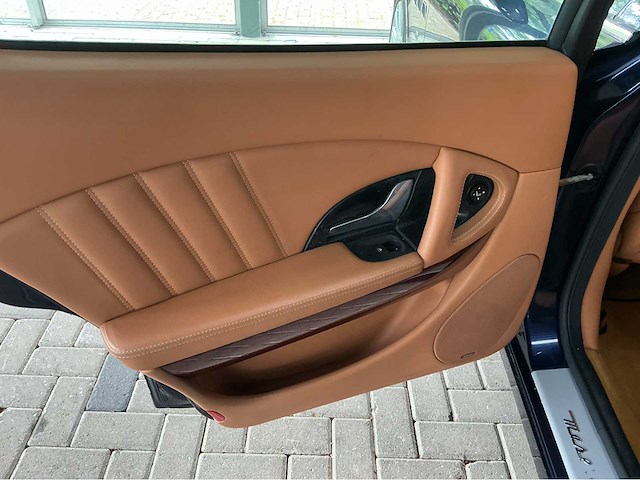 Maserati quattroporte | 4.2 v8 | 2004 | youngtimer | 400 pk | 79.000 km | btw auto - afbeelding 15 van  29