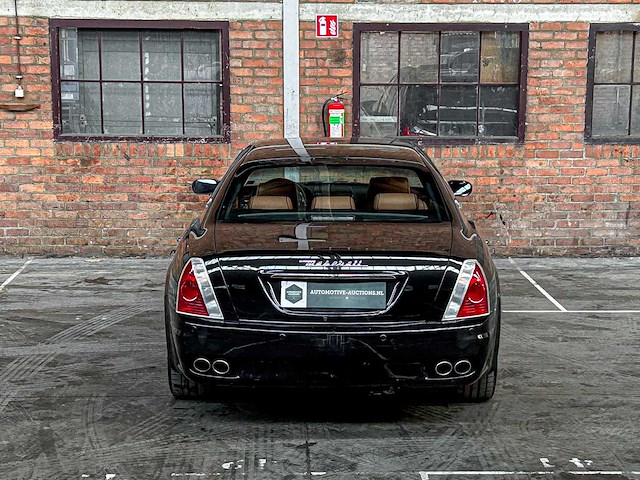 Maserati quattroporte 4.2 v8 400pk 2007 youngtimer - afbeelding 5 van  34
