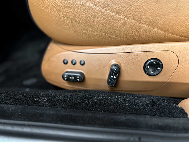 Maserati quattroporte 4.2 v8 400pk 2007 youngtimer - afbeelding 15 van  34