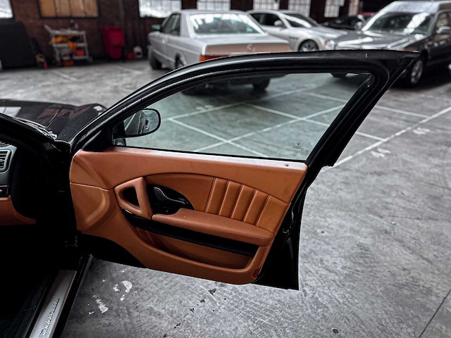 Maserati quattroporte 4.2 v8 400pk 2007 youngtimer - afbeelding 19 van  34