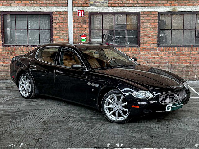Maserati quattroporte 4.2 v8 400pk 2007 youngtimer - afbeelding 32 van  34