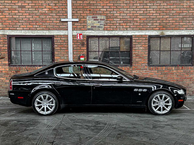 Maserati quattroporte 4.2 v8 400pk 2007 youngtimer - afbeelding 34 van  34