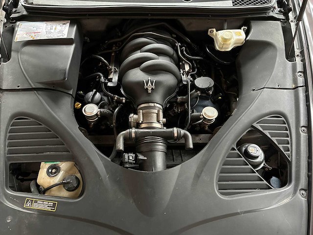 Maserati quattroporte 4.2 v8 400pk 2007 - afbeelding 31 van  38