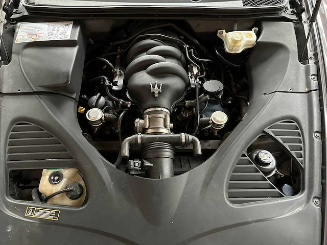 Maserati quattroporte 4.2 v8 400pk 2007 - afbeelding 29 van  38
