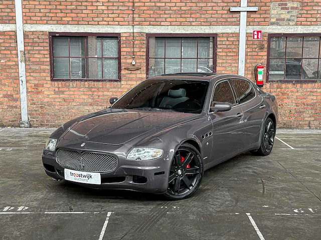 Maserati quattroporte 4.2 v8 400pk 2007 - afbeelding 33 van  38