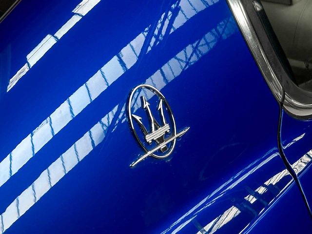 Maserati quattroporte 4.2 v8 400pk 2008 (43.000 km) youngtimer -automaat- - afbeelding 15 van  51