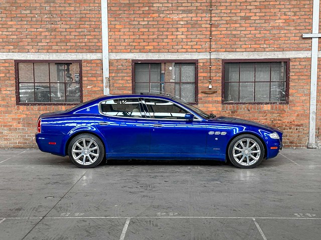 Maserati quattroporte 4.2 v8 400pk 2008 (43.000 km) youngtimer -automaat- - afbeelding 3 van  51