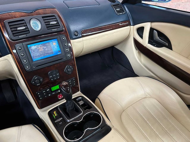 Maserati quattroporte 4.2 v8 400pk 2008 (43.000 km) youngtimer -automaat- - afbeelding 28 van  51