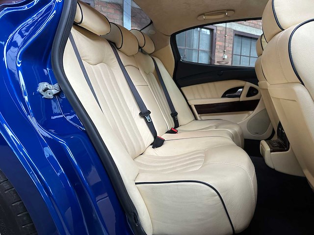 Maserati quattroporte 4.2 v8 400pk 2008 (43.000 km) youngtimer -automaat- - afbeelding 42 van  51
