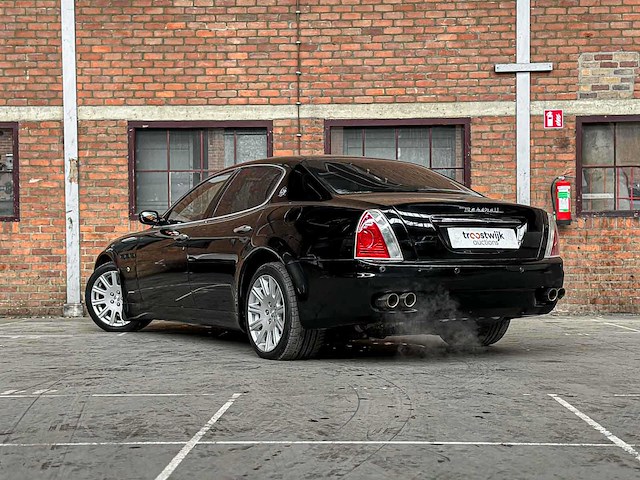 Maserati quattroporte 4.2 v8 401pk 2005 (40.000 km) youngtimer - afbeelding 5 van  39