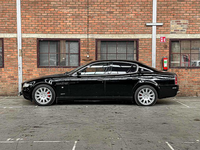Maserati quattroporte 4.2 v8 401pk 2005 (40.000 km) youngtimer - afbeelding 7 van  39