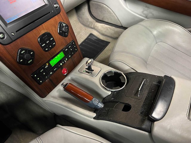 Maserati quattroporte 4.2 v8 401pk 2005 (40.000 km) youngtimer - afbeelding 18 van  39