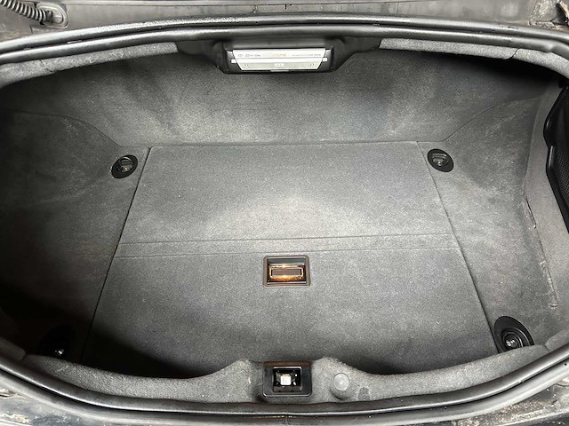 Maserati quattroporte 4.2 v8 401pk 2005 (40.000 km) youngtimer - afbeelding 24 van  39