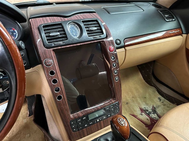 Maserati quattroporte 4.2 v8 401pk 2008 youngtimer - afbeelding 22 van  33