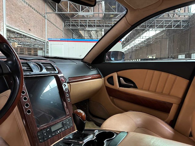 Maserati quattroporte 4.2 v8 401pk 2008 youngtimer - afbeelding 6 van  33