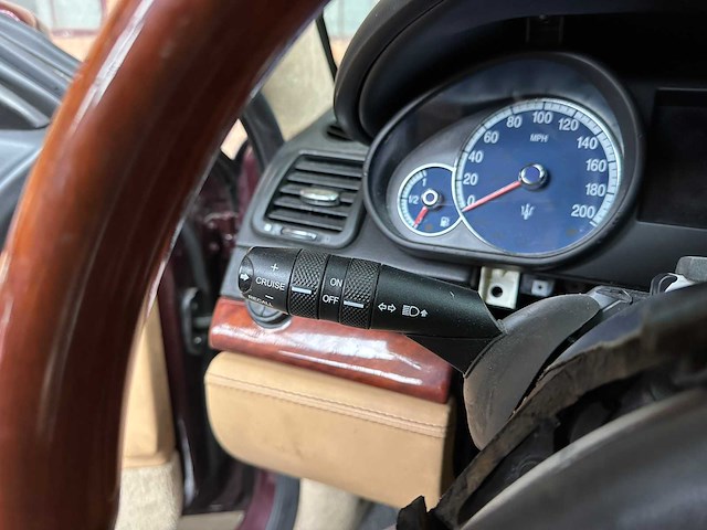 Maserati quattroporte 4.2 v8 401pk 2008 youngtimer - afbeelding 5 van  18