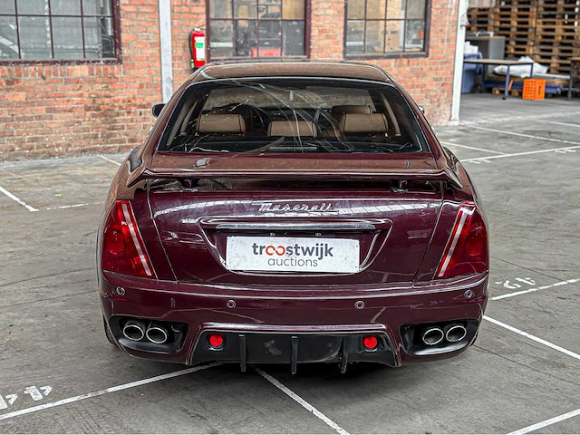 Maserati quattroporte 4.2 v8 401pk 2008 youngtimer - afbeelding 2 van  30