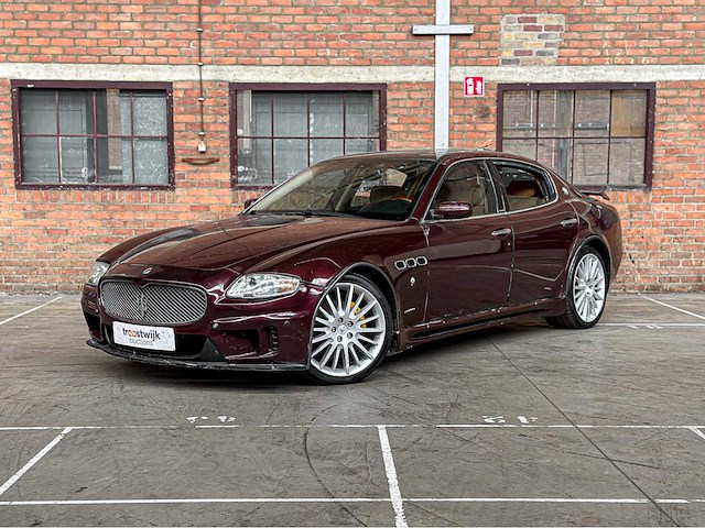 Maserati quattroporte 4.2 v8 401pk 2008 youngtimer - afbeelding 1 van  33