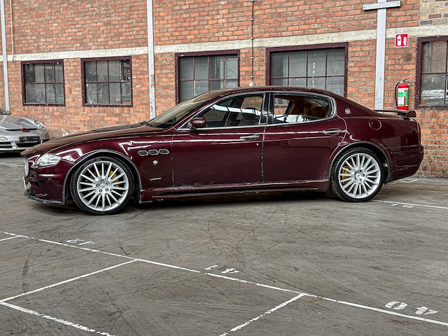 Maserati quattroporte 4.2 v8 401pk 2008 youngtimer - afbeelding 30 van  33