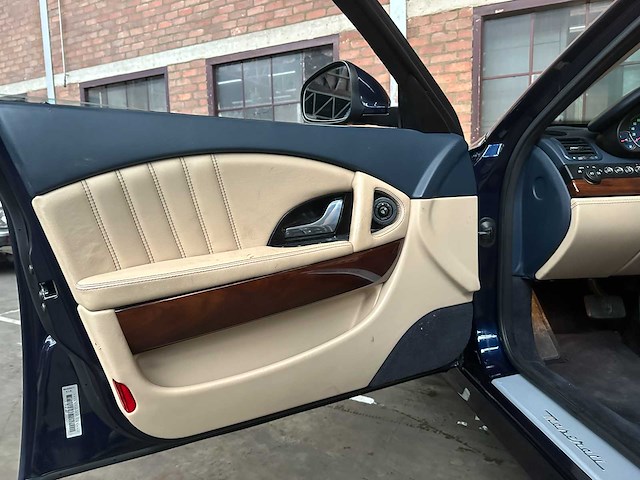 Maserati quattroporte 4.2 v8 405pk 2009 youngtimer - afbeelding 22 van  67