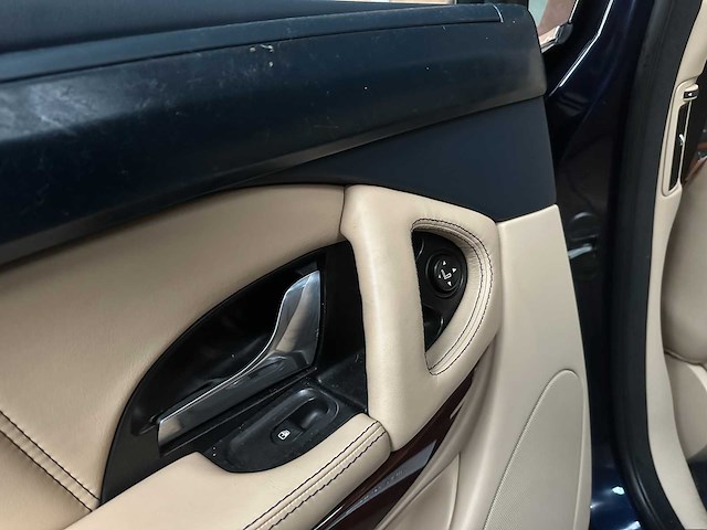 Maserati quattroporte 4.2 v8 405pk 2009 youngtimer - afbeelding 30 van  67