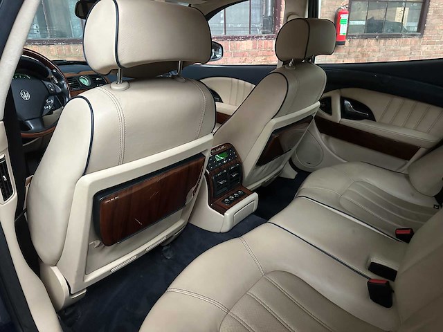 Maserati quattroporte 4.2 v8 405pk 2009 youngtimer - afbeelding 34 van  67
