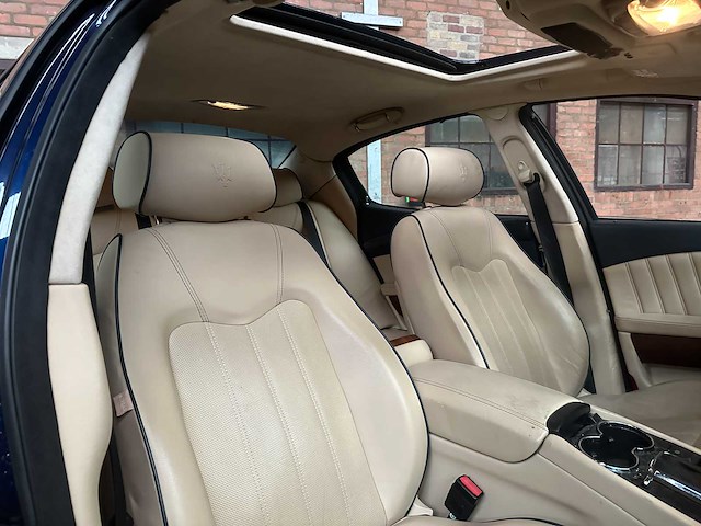 Maserati quattroporte 4.2 v8 405pk 2009 youngtimer - afbeelding 60 van  67