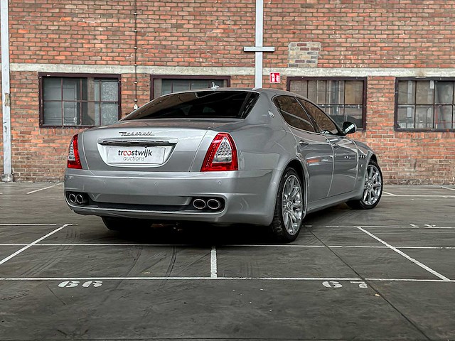 Maserati quattroporte 4.2 v8 440pk 2009 facelift youngtimer - afbeelding 28 van  30