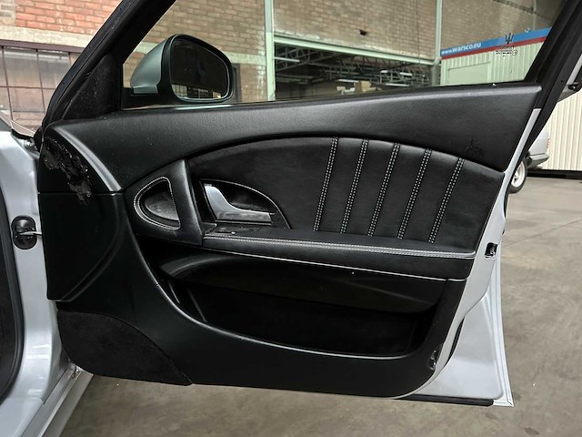Maserati quattroporte 4.2 v8 440pk 2009 facelift youngtimer - afbeelding 18 van  26