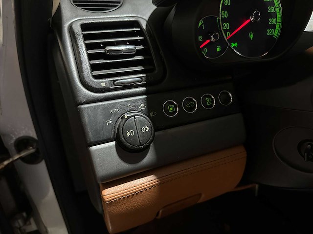 Maserati quattroporte 4.2 v8 duo select 400pk 2004, 47-sb-bj - afbeelding 14 van  43