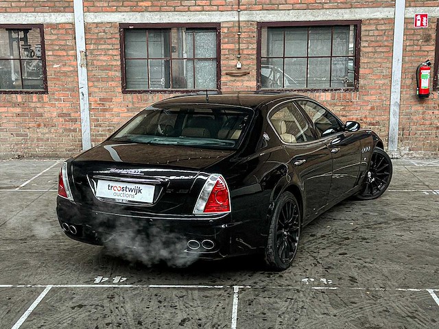 Maserati quattroporte 4.2 v8 duo select 400pk 2006, l-851-rk youngtimer - afbeelding 12 van  47