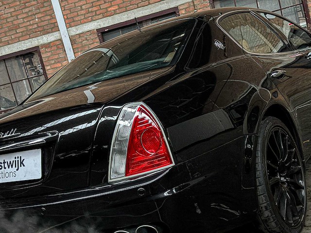 Maserati quattroporte 4.2 v8 duo select 400pk 2006, l-851-rk youngtimer - afbeelding 13 van  47