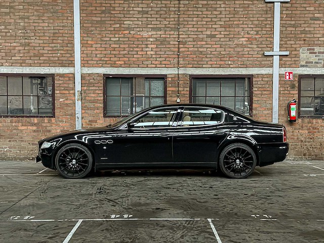 Maserati quattroporte 4.2 v8 duo select 400pk 2006, l-851-rk youngtimer - afbeelding 18 van  47