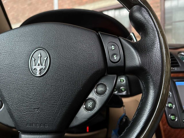 Maserati quattroporte 4.2 v8 duo select 400pk 2006, l-851-rk youngtimer - afbeelding 19 van  47