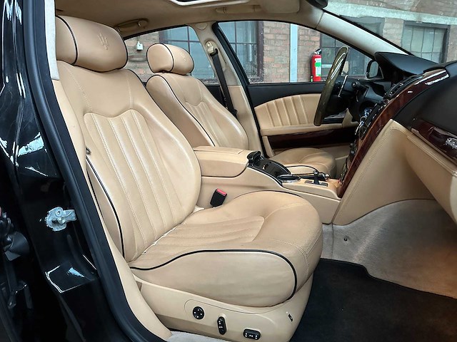 Maserati quattroporte 4.2 v8 duo select 400pk 2006, l-851-rk youngtimer - afbeelding 41 van  47