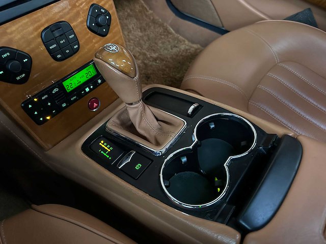 Maserati quattroporte 4.2 v8 executive gt 401pk 2007 youngtimer - afbeelding 10 van  13