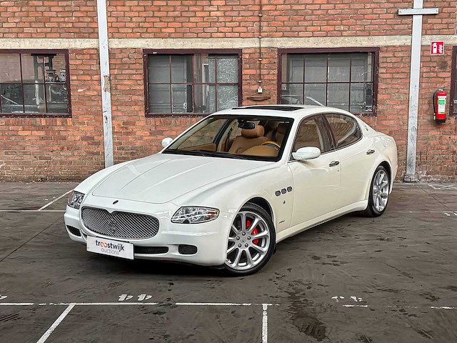 Maserati quattroporte 4.2 v8 executive gt 401pk 2007 youngtimer - afbeelding 9 van  13
