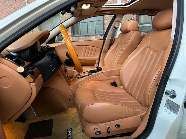 Maserati quattroporte 4.2 v8 executive gt 401pk 2007 youngtimer - afbeelding 11 van  13