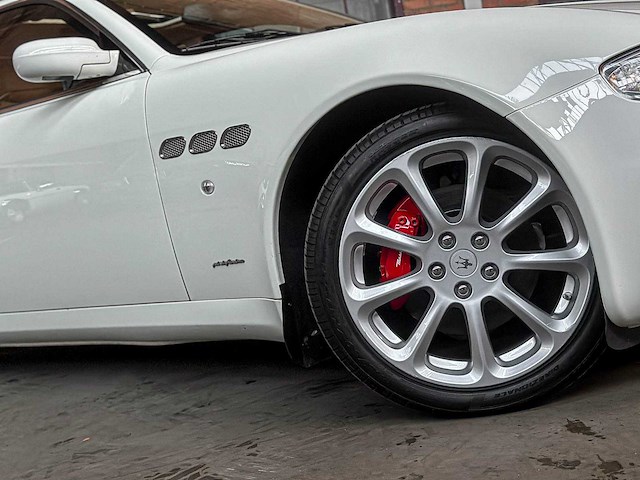 Maserati quattroporte 4.2 v8 executive gt 401pk 2007 youngtimer - afbeelding 49 van  49
